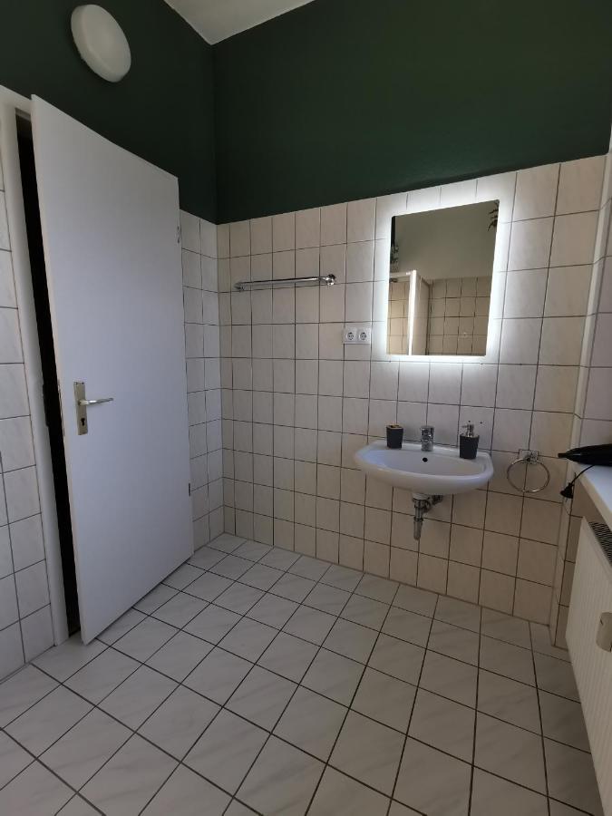 Suiteable Living Katlenburg, Studio Apartment Mit Netflix, Am Rande Des Harz Екстер'єр фото